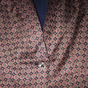 The Limited Jackets & Coats - Blazer Limited gorgeous with diamond buttons! The Limited Jackets & Coats - Blazer Limited gorgeous with diamond buttons!